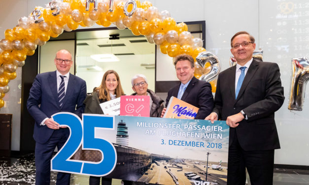 Der 25 – Millionste Passagier am Flughafen Wien feierlich empfangen